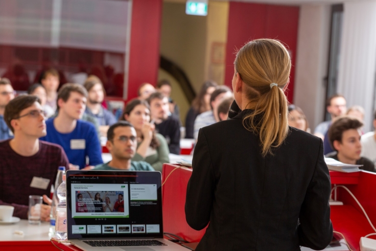 POLiS launches its own seminar series