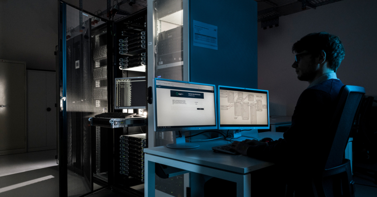 New POLiS server for research data